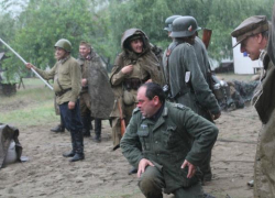 В Краснодаре во время фестиваля ретро-техники был ранен участник реконструкции боя ВОВ
