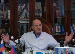 «Идет вторая волна», - главврач ККБ №1 Владимир Порханов о коронавирусе 