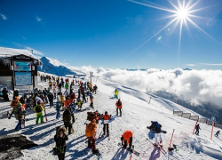 Около 70 детей-инвалидов прошли адаптацию на горнолыжном курорте Сочи