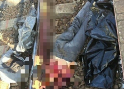 Пытавшегося сбежать заключенного разорвало пополам под поездом в Сочи