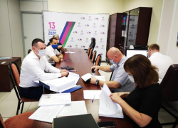 Кандидат в губернаторы Краснодарского края Александр Сафронов сдал документы в краевой избирком