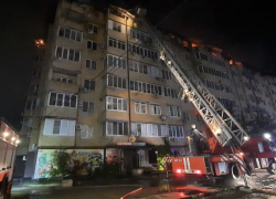 В результате крупного пожара в многоквартирном доме в Краснодаре сгорело 64 квартиры