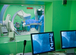 Кубанские врачи спасли 89-летнюю пациентку от ампутации, применив нестандартное лечение 