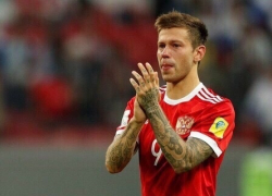  Нападающий «Краснодара» Смолов больше не самый сексуальный футболист России 