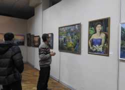  Выставка Валентины Поляковой «Под небом голубым» открылась в Краснодаре 