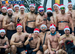 Полуобнаженные мужчины согрели сердца краснодарок перед Новым годом