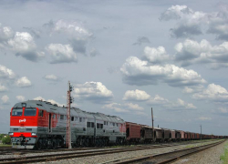 В Сочи поезд сбил насмерть мужчину