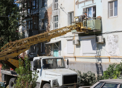 Девочке сломало позвоночник из-за обрушения балкона в Темрюке