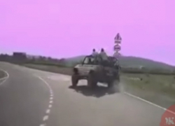 Опасное развлечение: в Анапе перевернулся джип с туристами 