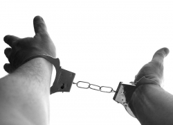 В Краснодаре произошло разбойное нападение на магазин и кондитерскую