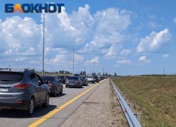 Внушительная пробка остановила машины на Восточном обходе Краснодара 