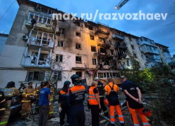 Беспилотники ВСУ ударили по Севастополю: ранены жители, поврежден жилой дом и детсад