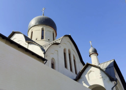 В храме Сорока Севастийских мучеников продолжаются фасадные и отделочные работы