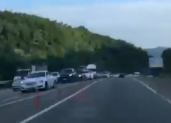 В 11-километровую пробку попали жители Кубани, возвращаясь с моря