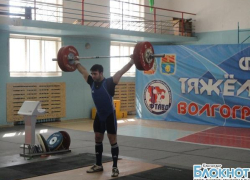 Кубанские спортсмены завоевали 17 медалей на чемпионате по тяжелой атлетике