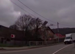 Автоблогер показал камеру на телефон и ремень на М-4 "Дон" в Краснодарском крае