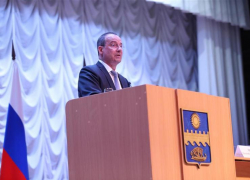 Председатель ЗСК Юрий Бурлачко выступил с отчетом перед анапчанами