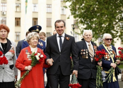  Губернатор Кубани возложит цветы к Вечному огню и пройдет вместе с «Бессмертным полком» 