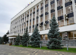 Администрация поздравит 150 краснодарцев за 387 000 бюджетных рублей