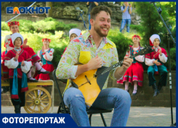 Флешмоб, танцы и песни: День России отгремел в Краснодаре