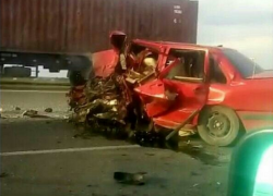  Два человека погибли в аварии с тремя машинами в Абинском районе 