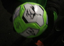  Как получить автограф любимого футболиста ФК «Краснодар»: Лайфхак от подрастающих игроков академии 