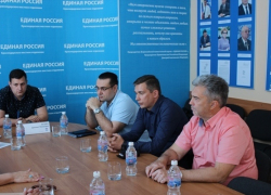 Краснодарские «единороссы» окажут помощь фермерам