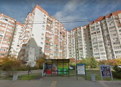 Пенсионерка погибла в результате падения с 12 этажа в Краснодаре