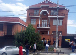В Новороссийске средь бела дня на улице застрелили мужчину