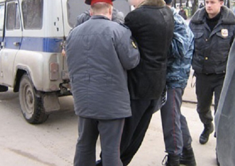 Краснодарец прятал под шапкой пакет с наркотиками 