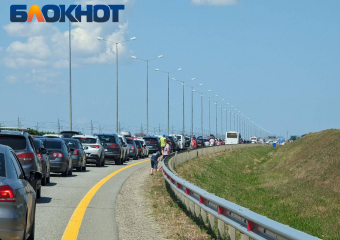 К Чёрному морю от Краснодара образовалась 14-километровая пробка