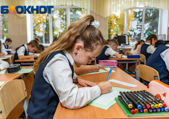 Бедным детям - за 284 рубля, "газпромовским" - за 997 рублей: опубликовали цены на новогодние подарки юным краснодарцам