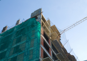 Строить некому: В Краснодаре не нашлось подрядчика для строительства школы за 2 млрд руб