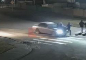 Появилось жуткое видео ДТП в Кущевской, где иномарка сбила подростков на «зебре»