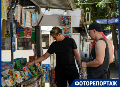Людей мало, а цены будут расти: обстановка на книжной ярмарке перед учебным годом в Краснодаре