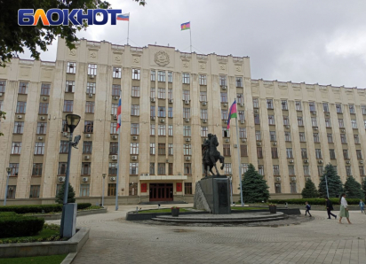 Курортная столица, дружба с Брежневым, невиданный рост экономики и коррупции: как Кубань при Медунове «маялась»