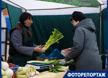 Гречишный мед, манговый зефир и язык в желе: что предлагает краснодарцам ярмарка выходного дня