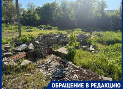 В Краснодаре бывшие гаражи превратились в свалку