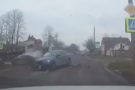 «Шансов у «Х6» не было»: в Краснодаре авария с немецким авто попала на видео