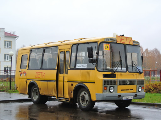Водитель школьного автобуса устроил ДТП на Кубани