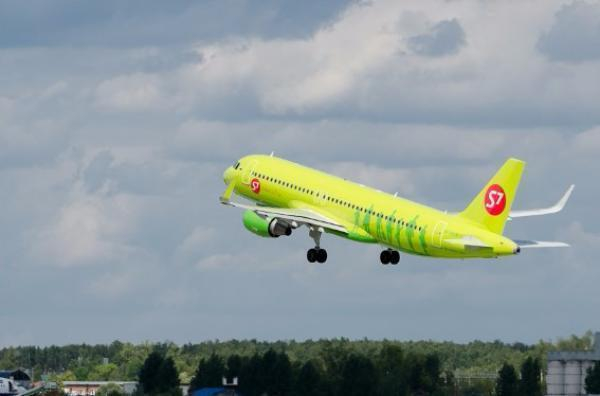 Сердечный приступ на борту самолета «Новосибирск-Краснодар» заставил прервать полет