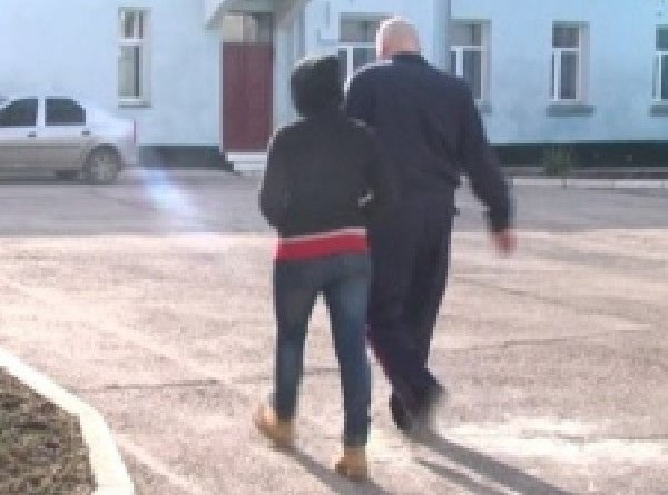 В  Краснодаре полицейские задержали  сбежавшую 17-летнюю девушку  из Башкирии