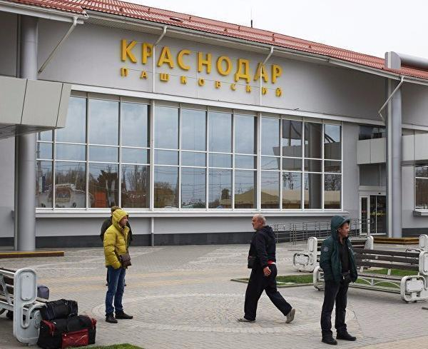 Челябинец заплатит краснодарскому аэропорту 266 тысяч рублей за платную парковку