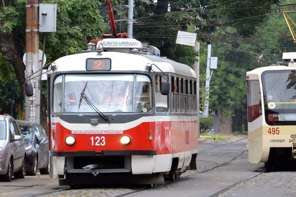 В Краснодаре с вечера понедельника временно изменится схема движения трамвайных маршрутов