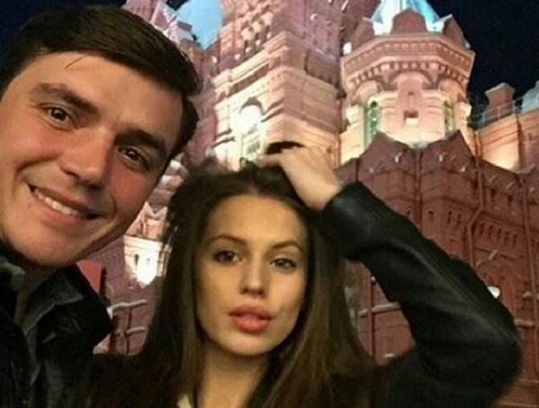 Участник «Дома-2» Евгений Кузин отложил свадьбу из-за ссоры с любимой