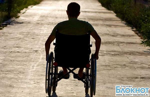В Усть-Лабинском районе пьяный парень сбил инвалида-колясочника