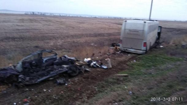 В Краснодарском крае в ДТП с автобусом погибли два человека