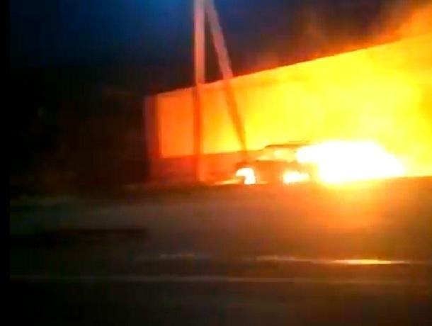 На посту полиции под Новороссийском сгорела машина