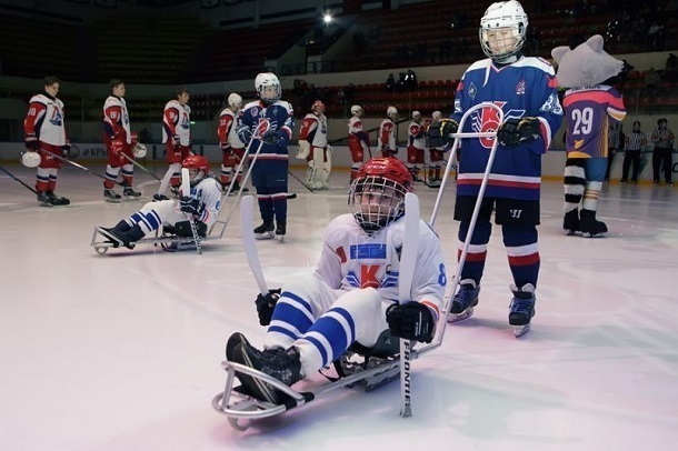 Дети с ограниченными возможностями Краснодарского края смогут бесплатно заниматься хоккеем