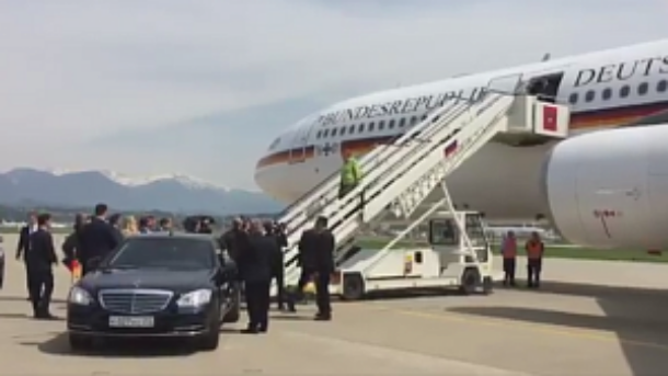 Губернатор Кубани Кондратьев встретил у трапа самолета Ангелу Меркель